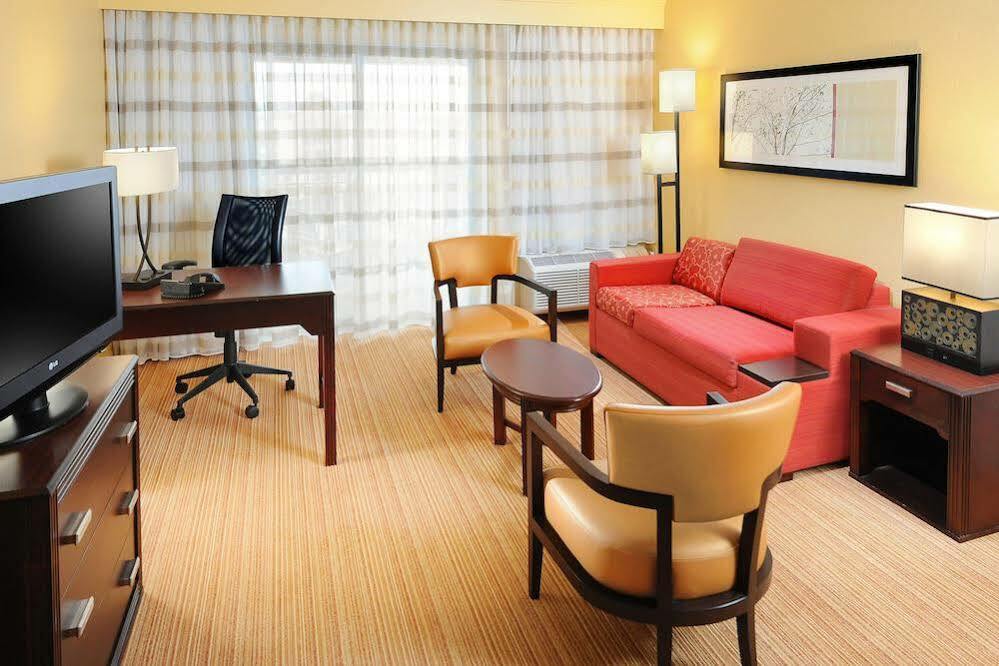 Courtyard By Marriott Oklahoma City Northwest Buitenkant foto