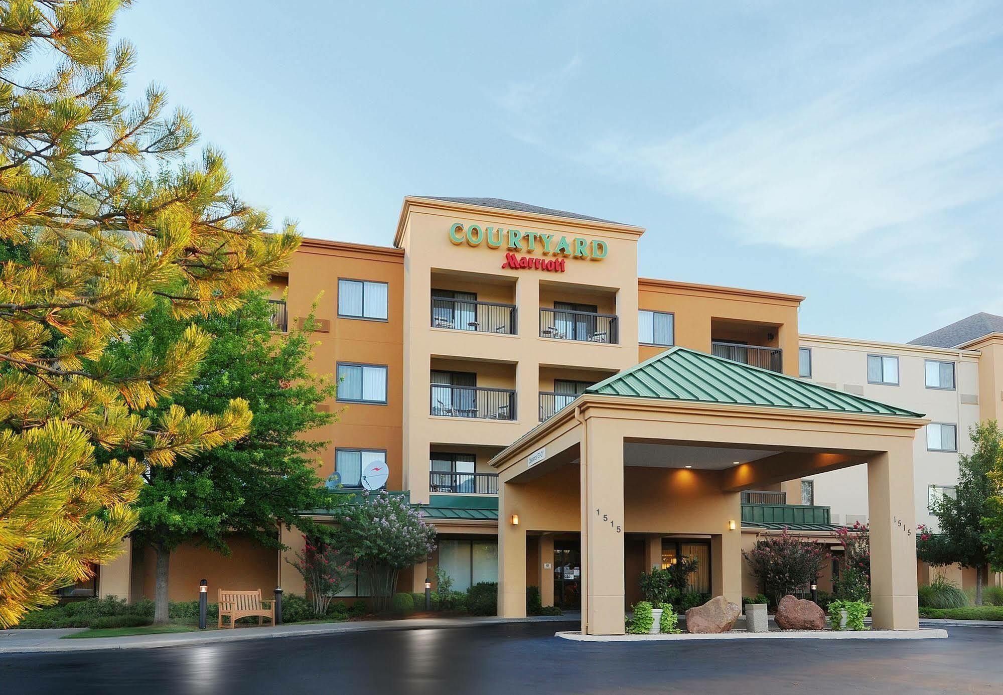 Courtyard By Marriott Oklahoma City Northwest Buitenkant foto