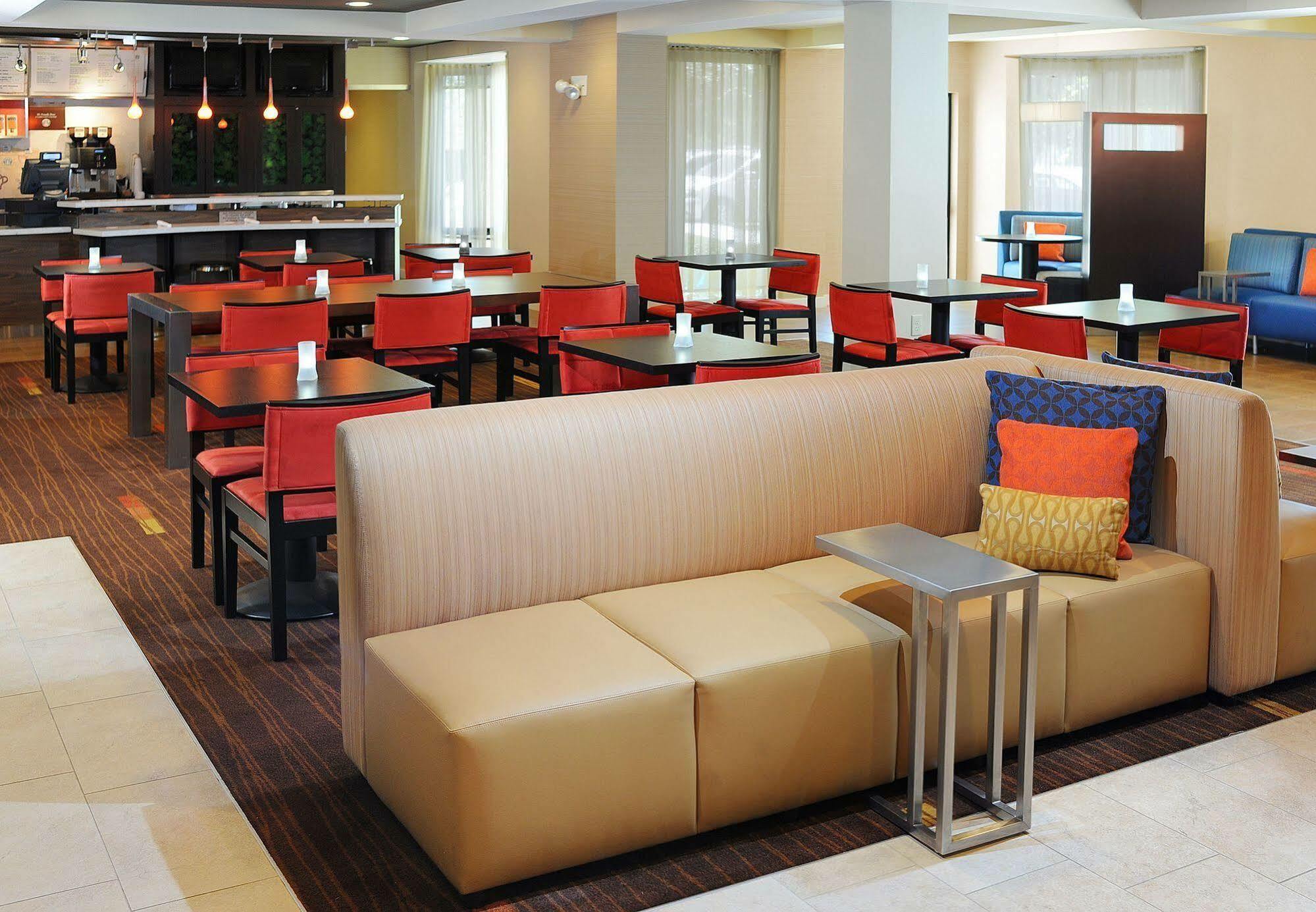 Courtyard By Marriott Oklahoma City Northwest Buitenkant foto