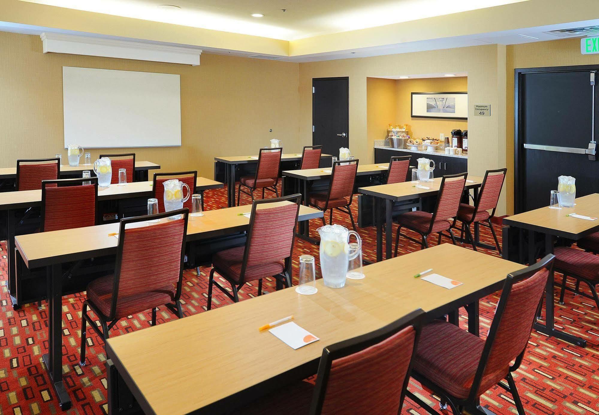 Courtyard By Marriott Oklahoma City Northwest Buitenkant foto