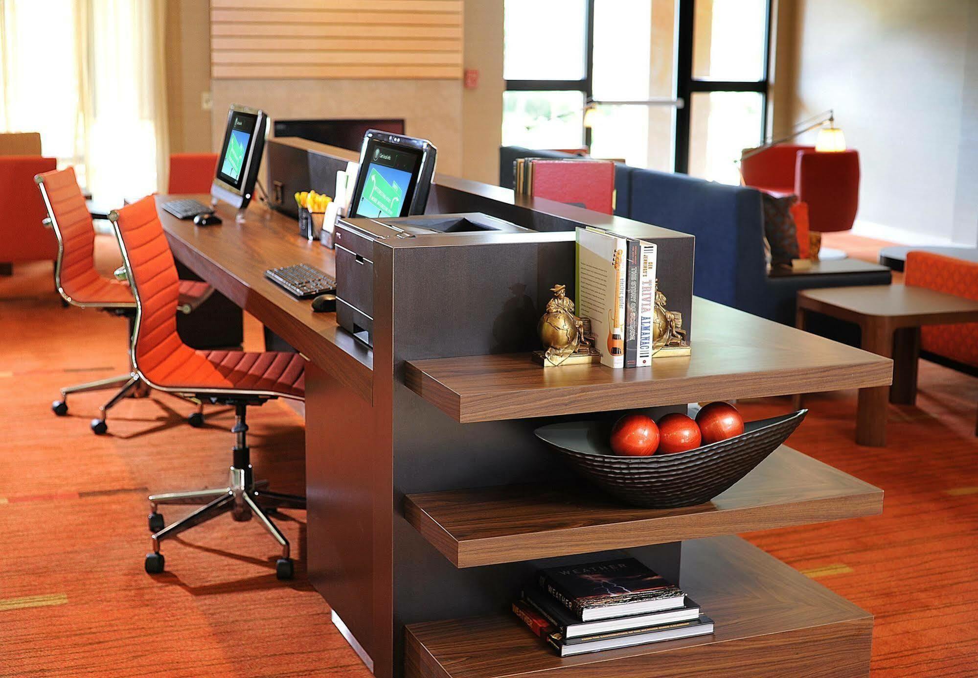 Courtyard By Marriott Oklahoma City Northwest Buitenkant foto